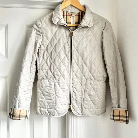 Burberry Quilted Zipped Barn Jacket - Picture 2 of 7
